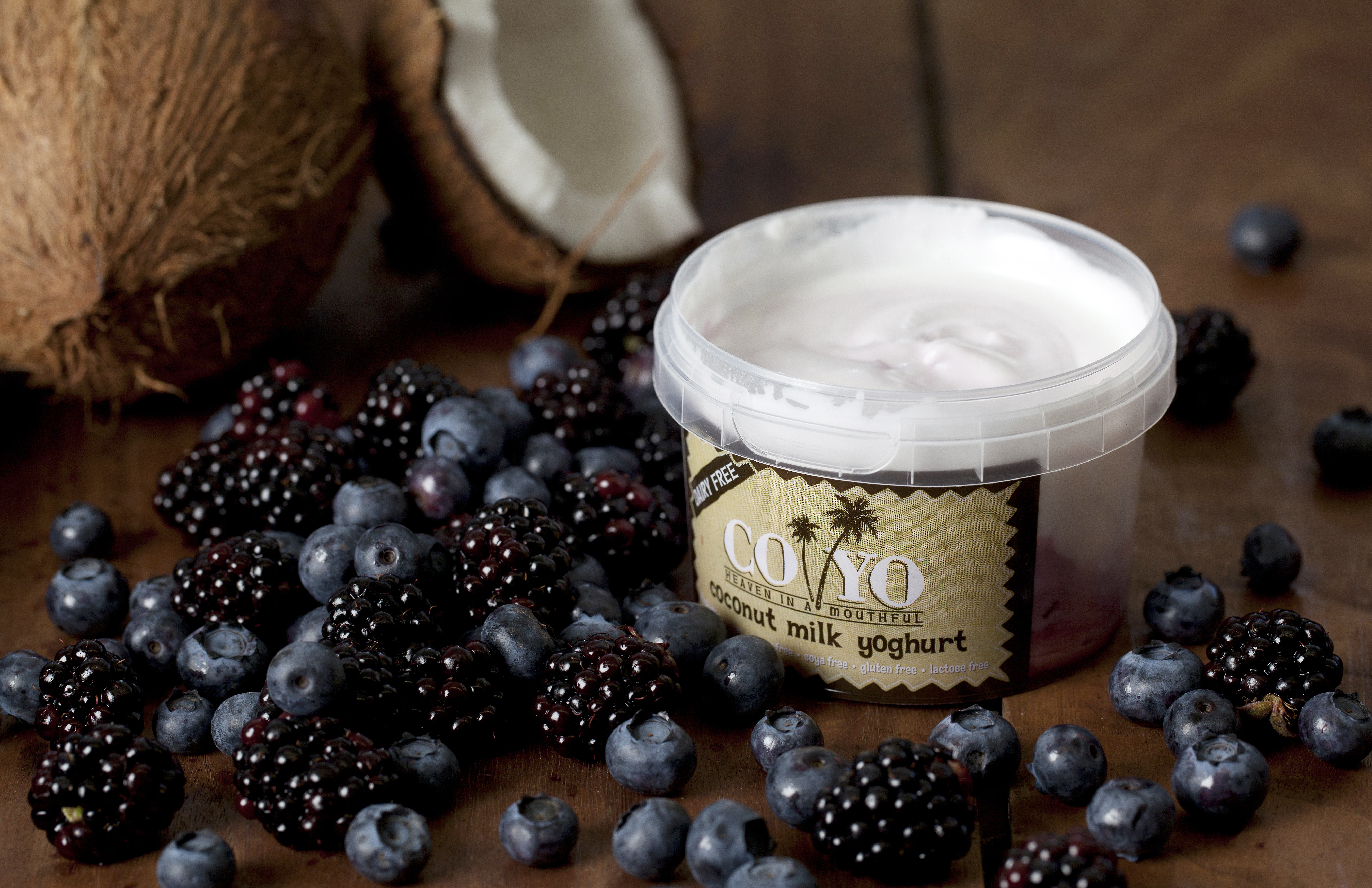 Co Yo Mixed Berry lifestyle imgage